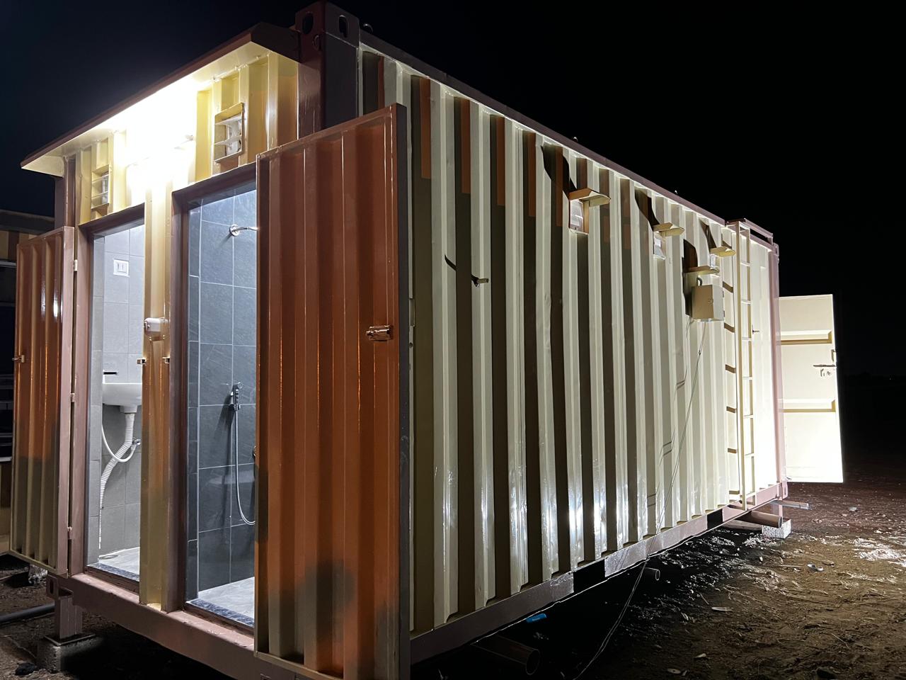 20ft x8ft restroom – shipping container12