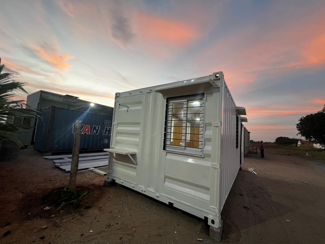 20ftX10ft OFFICE WITH PVC PANEL-shipping container